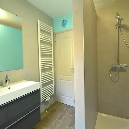 Cozy In Theux, Cleaning Included Holiday home